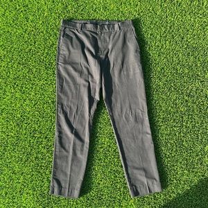 Slim fit H&M dress pants.33R US size.